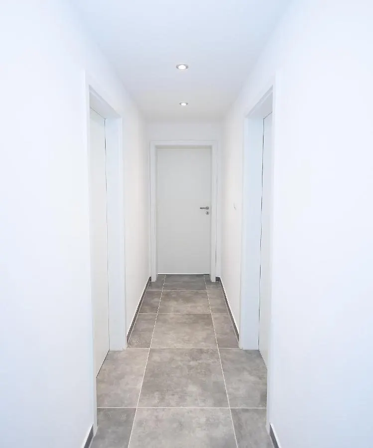 Haeusliches Loft Wohnung Apartment Im Herzen Von Ratingen 0*,
